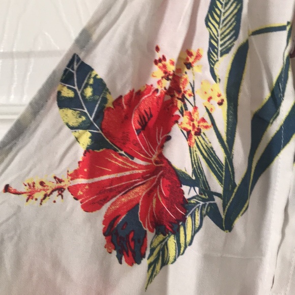 Hibiscus 🌺 print summer dress! - Picture 4 of 4